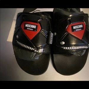 Moschino Slides